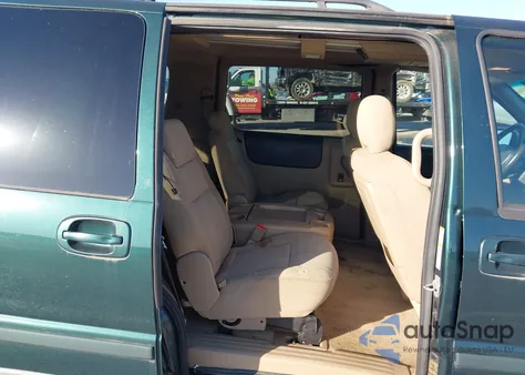 2005 Pontiac Montana Sv6 Fwd z USA, uszkodzony, nr VIN 1GMDV33L15D209625